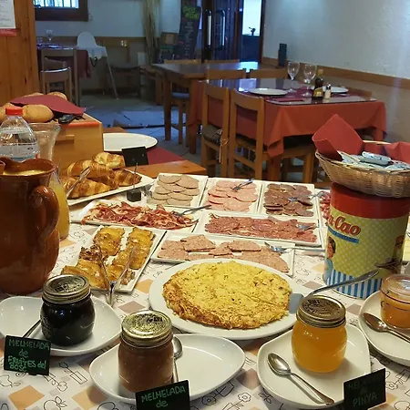 La Cuineta De Cal Triuet Pensión